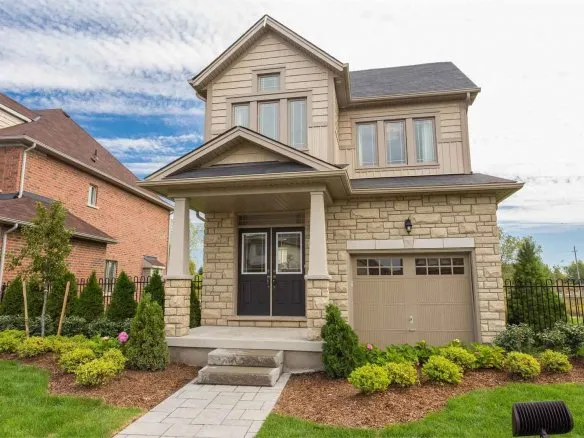 Empire Imagine in Niagara Falls, Townhouse, Easy Precon